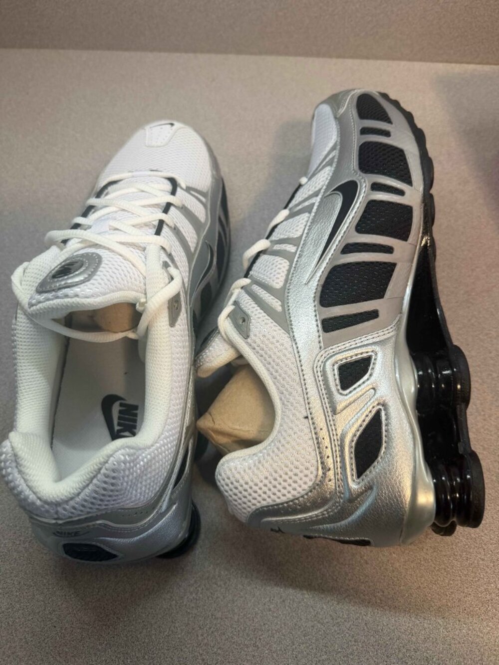 Nike Shox Turbo 3.2 SL – Men’s 11 – White/Black/Silver – NEW w/ Box - Picture 6 of 6